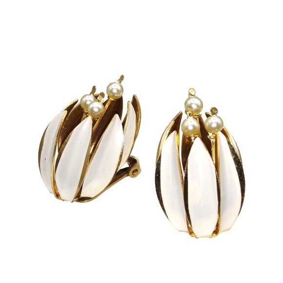 Vintage Snowdrop Snowbell Unique Enamel Earrings, January Flower, Snow Clip On - Picture 5 of 6